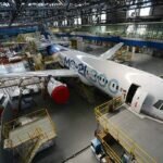 Испытатели получат второй образец самолета МС-21 для тестирования: Бизнес: Бизнес: Lenta.ru